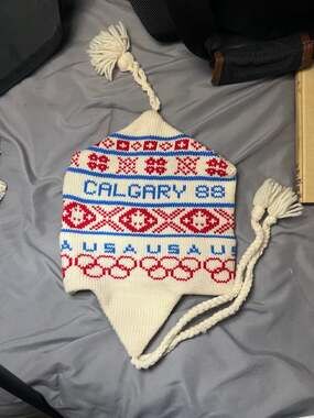 Vintage 1988 Calgary Winter Olympics USA Knit Earflap Beanie Hat